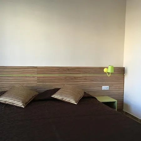 Апартаменты Europa 22 Beach Suites Поморие
