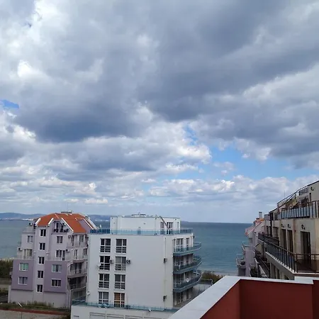 Europa 22 Beach Suites *
