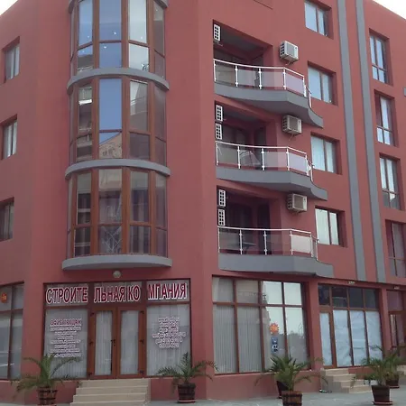 Апартаменты Europa 22 Beach Suites